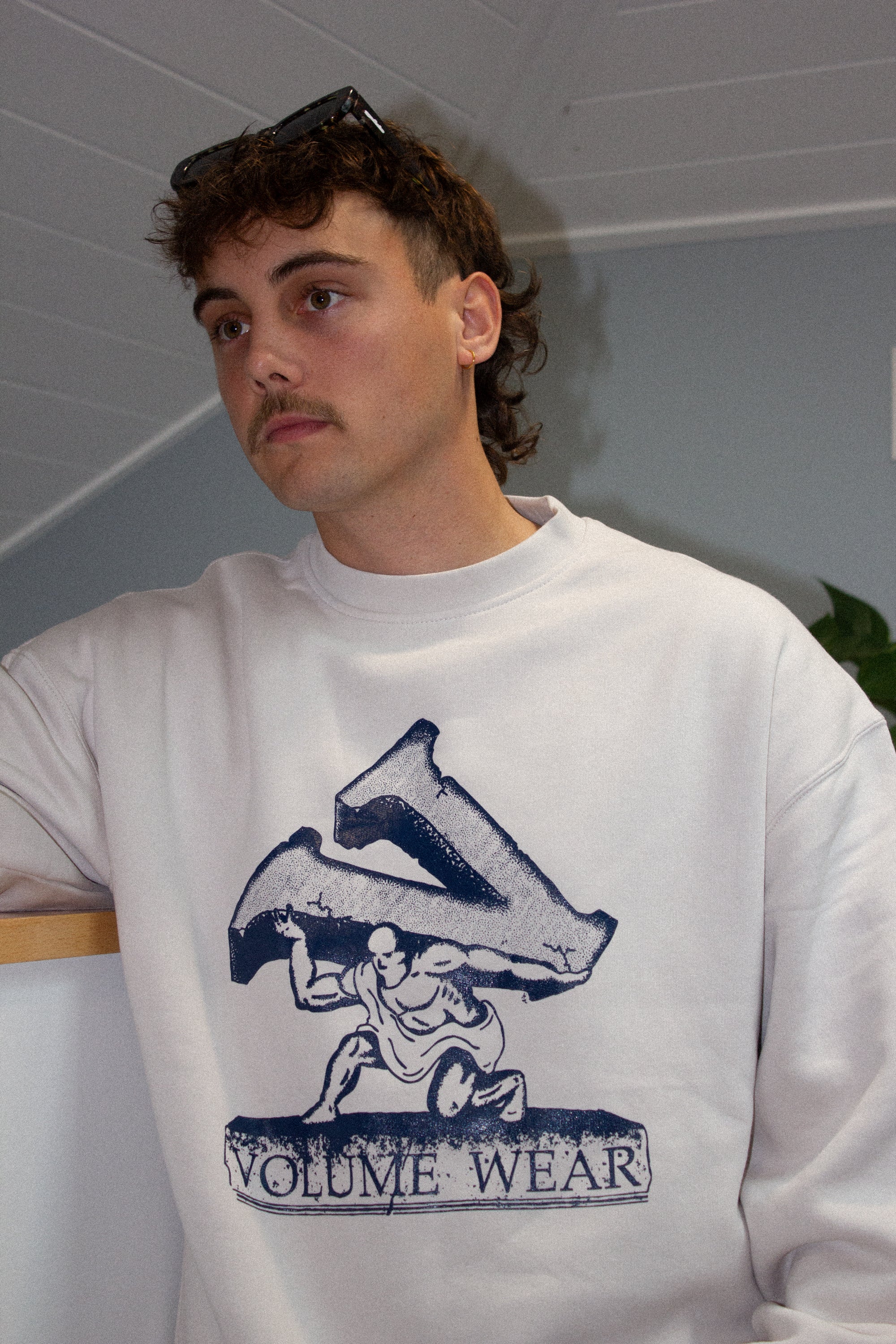 Atlas Crewneck, Bone